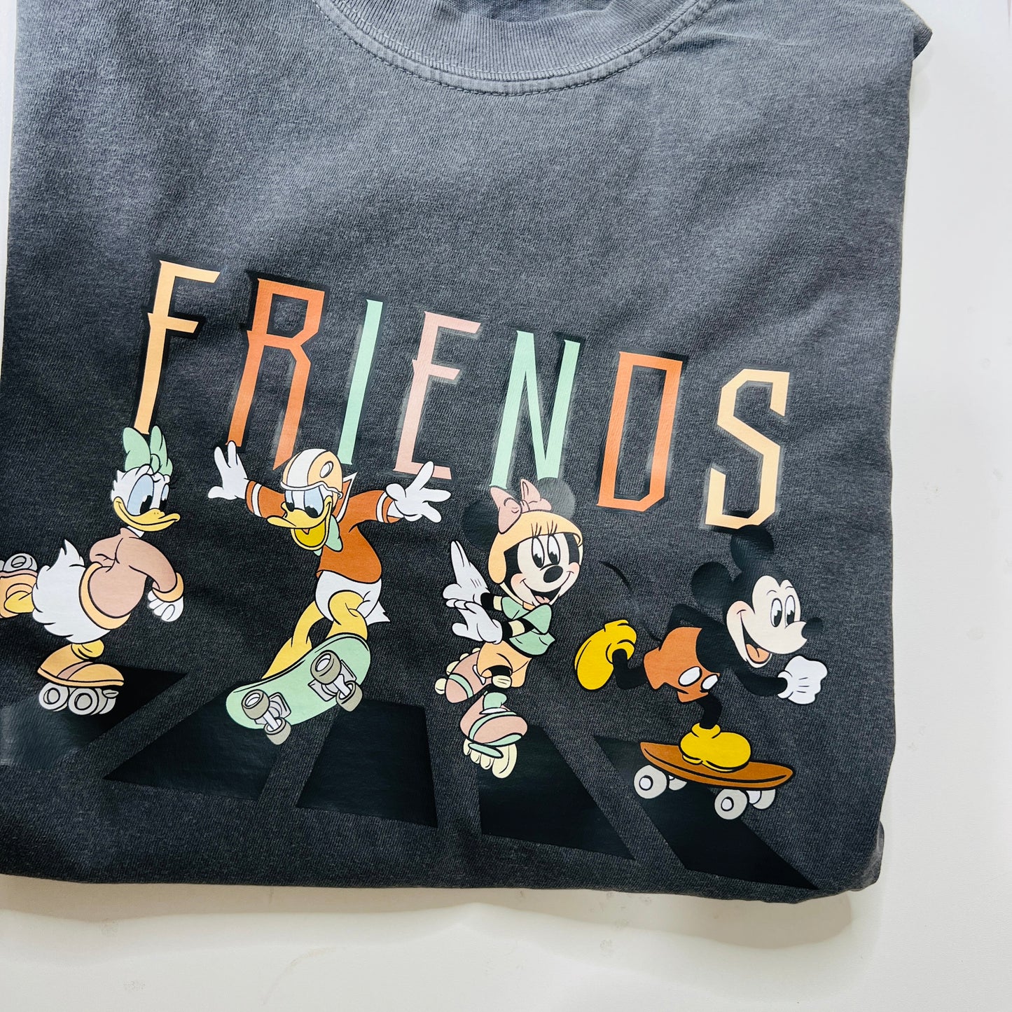 Skater Friends Adult unisex shirt
