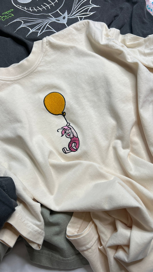 Cream little piglet short sleeve regular embroidered tshirt. !!! EST tat BEGINNING OF AUGUST ! ! NOT CROPPED !!! ( design is smaller and centered !!!)